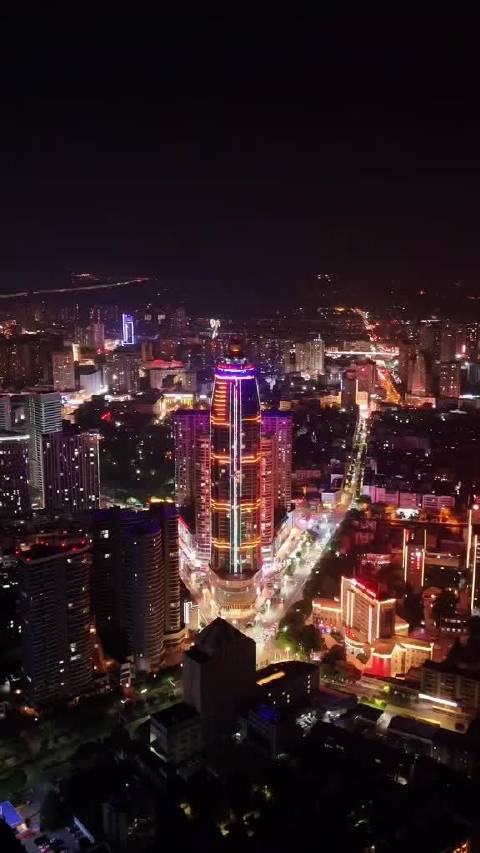 荆州vs曲靖夜景视频直播，谁才是真正的深夜视觉之王？