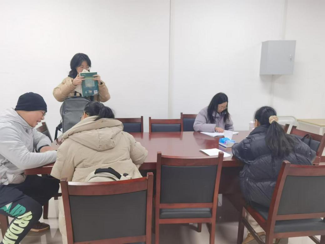 458b5cdf9c15a4f764a2d1735ee3fd8