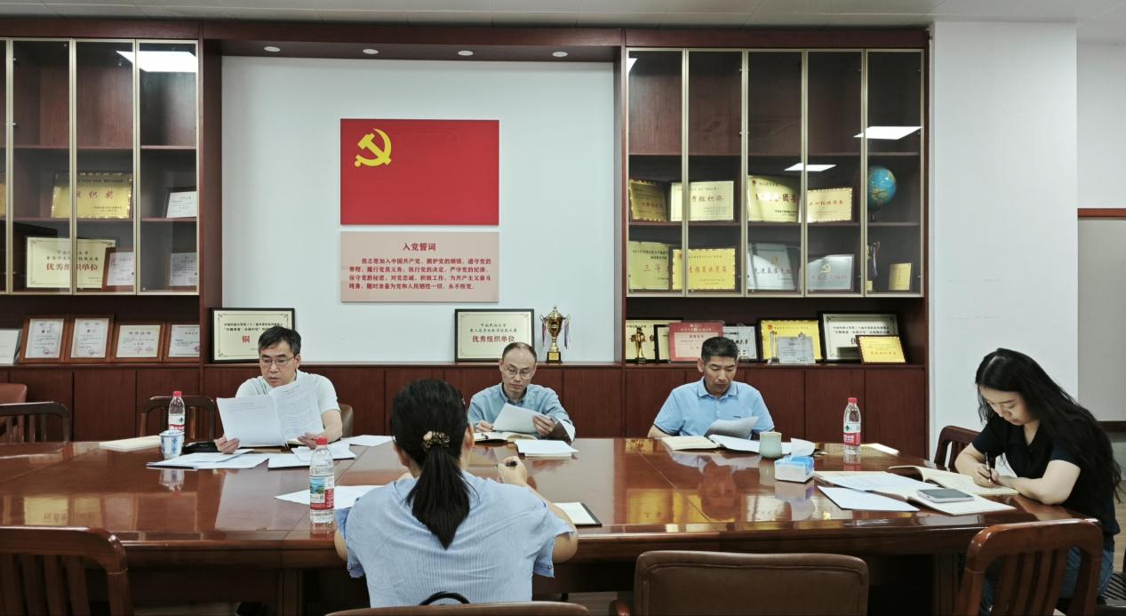 426f31bde5ecad47be8641e0f7f5e67f_compress